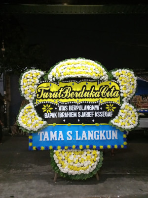 Papan Bunga Duka di Tlogowungu